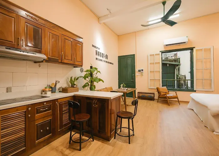 Hanoi-Oi Homestay Trang Tien